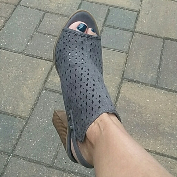 Indigo rd. Sandles NEW - Picture 6 of 6